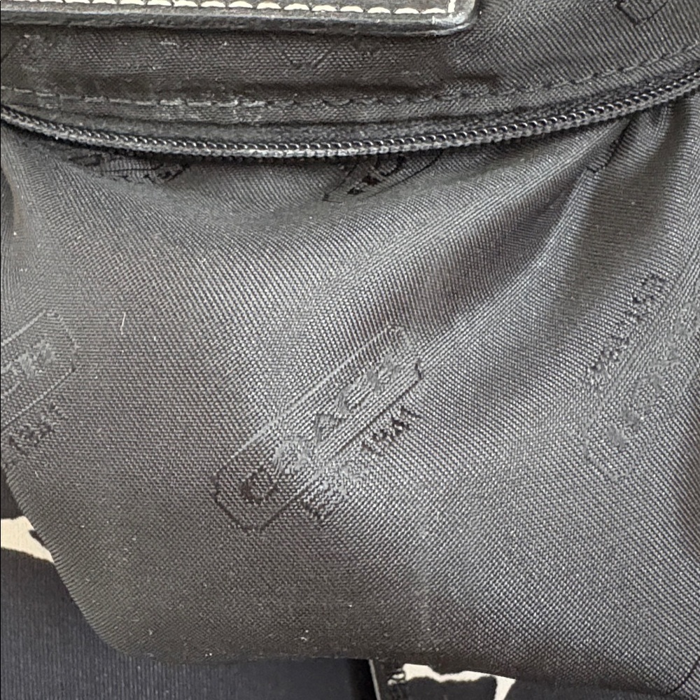 VINTAGE Y2K COACH “Demi” pouch/ shoulder bag - Picture 9 of 9